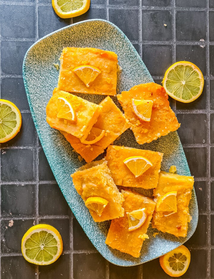 es wird süß mit WASGAU und kochmalwieder, hier ist ein fruchtig-erfrischendes Rezept für Lemon-Blondies zum Nachbacken