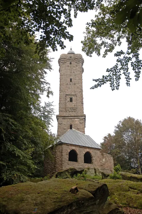 Der Luitpoldturm, enthalten im neuen WASGAU Logo