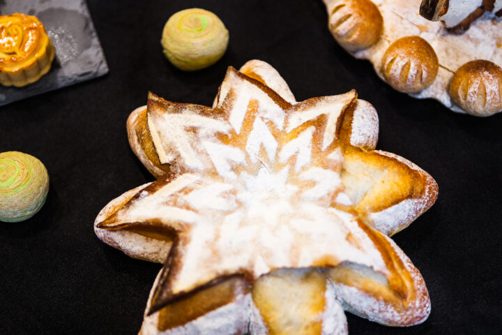 ein Dessert dass was her macht, der Marzipanstern mit Mascarponefüllung verzaubert einfach jedes Schleckermaul - jetzt mit diesem Rezept einfach nachbacken und genießen